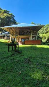 Zahrada ubytování Eco Farmstay Finca Las Aguas + 37 fotografií