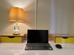 TV a/nebo společenská místnost v ubytování Master Suite Oro #1