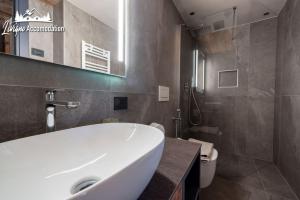 Kúpeľňa v ubytovaní Chalet 1816 by Livigno Accomodation