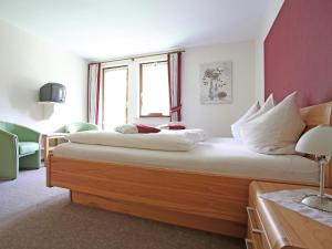 Ein Bett oder Betten in einem Zimmer der Unterkunft Apartment in Oberkirchen near Winterberg Skiing