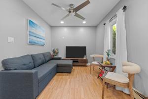 Gallery image of MacArthur House in Hauppauge +4 photos