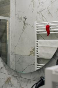 Kúpeľňa v ubytovaní Il Dubbio ai Quartieri Spagnoli