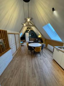 Billede fra billedgalleriet på Appartement Moderne et Cosy à Grand Bourgtheroulde Proche de la Côte Normande i Thuit-Hébert