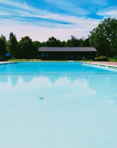 Bazén v ubytování House with spa & pool near nationalpark nebo v jeho okolí