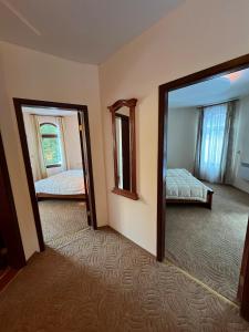 Galeriebild der Unterkunft Luxury Villa in the Pines in Pamporowo + 28 Fotos