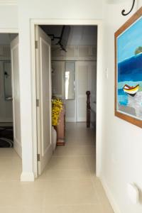 Zdjęcie z galerii obiektu KK'S Elite Escape with private beach w mieście Richmond