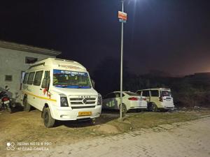 Ảnh trong thư viện ảnh của Archana Guest House ở Ayodhya
