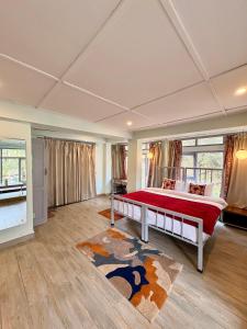 Eevolve Dharamkot - An Eco Hostel客房内的一张或多张床位