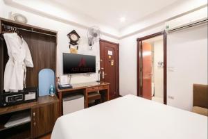 Μια τηλεόραση ή/και κέντρο ψυχαγωγίας στο A25 Hotel - 30 An Dương