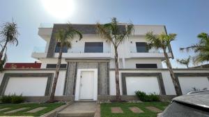 Το κτήριο όπου στεγάζεται  η βίλα