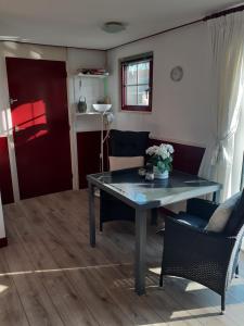 Gallery image of Dirosa in Onderdijk