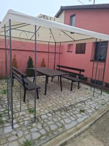 Foto dalla galleria di Apartman Sara a Subotica