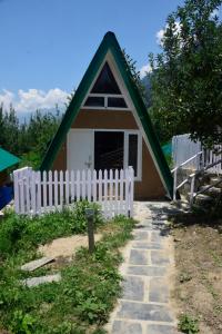 Gallery image of Enthralling Escapes Nature Stay and Trek in Manāli +33 photos