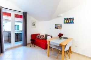 Χώρος καθιστικού στο Apartment Pijaceta