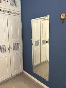 Ảnh trong thư viện ảnh của Suíte espaçosa em bairro bem localizado ở Mairiporã