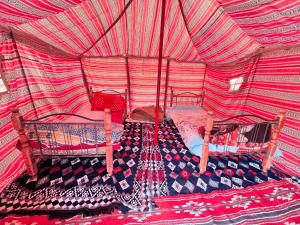 Φωτογραφία από το άλμπουμ του مخيم عروق الجوفاءOroj aljofa camp σε Ţawī Sulaym