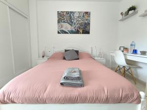 Voodi või voodid majutusasutuse Benalma Home - Hermoso Estudio cerca de la Playa y de Todo! toas +17 fotot