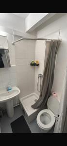 Ένα μπάνιο στο Studette