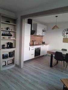 Η κουζίνα ή μικρή κουζίνα στο Gite Villa Turckheim