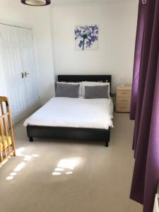 Postel nebo postele na pokoji v ubytování 5 Hatfield Cresent