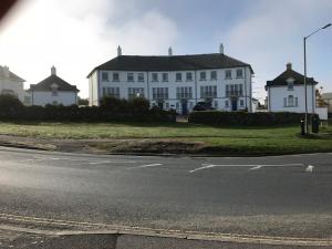 Budova, kde se prázdninový dům nachází