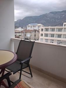 En generel udsigt til bjerge eller udsigt til bjerge taget fra lejligheden