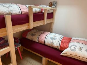 Postel nebo postele na pokoji v ubytování Ferienwohnung in Mörel