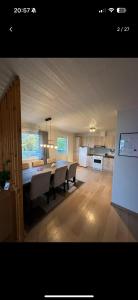 Η κουζίνα ή μικρή κουζίνα στο charming house by the sea