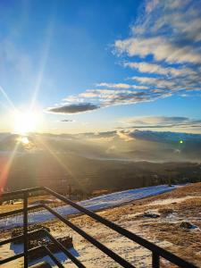 Afbeelding uit fotogalerij van OZONE in Petroşani +218 foto's