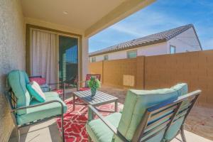 Χώρος καθιστικού στο Simple Retreat Budget-Friendly and Convenient