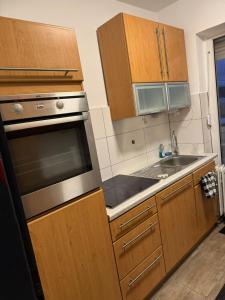Dapur atau dapur kecil di Zentrale Monteurwohnung Ferienwohnung Recklinghausen 6 Personen