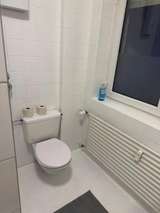 Bilik mandi di Zentrale Monteurwohnung Ferienwohnung Recklinghausen 6 Personen +6 gambar