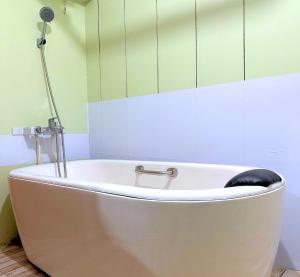 Fotografie z fotogalerie ubytování Ibiza Villa Kandy v destinaci Kandy