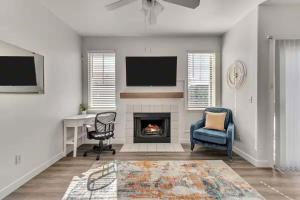 Foto de la galería de Remodeled Apt Pool Gym - Near Hill AFB & Lagoon en Clearfield