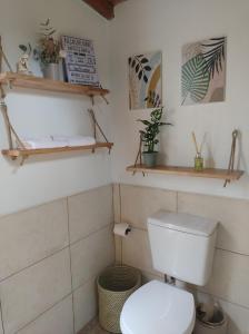 Koupelna v ubytování Sens EcoRefugio + 43 fotografií