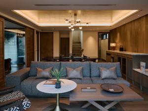 Predel za sedenje v nastanitvi Glamdy style hotel suite 山ノ麓