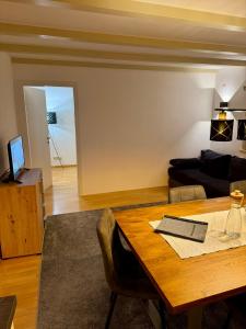 TV a/nebo společenská místnost v ubytování Rieder Stubn Lodge + 30 fotografií