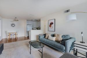 Χώρος καθιστικού στο Blueground Sunnyvale 1bd apartment SFO-1774