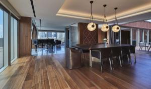 Uma área de estar em Park Hyatt Auckland