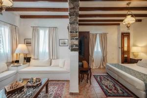 Posteľ alebo postele v izbe v ubytovaní Studios Kilindra + 37 fotografií
