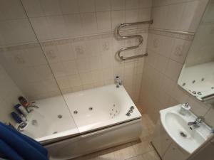 Koupelna v ubytování Herne Homestay
