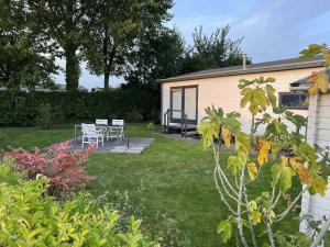 O grădină în afara Beach Resort Nieuwvliet Bad - NV 1204