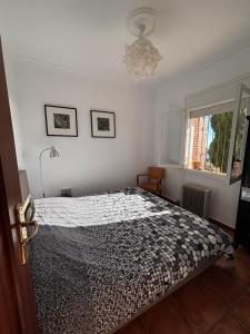 Llit o llits en una habitació de Parc du Montnegre avec magnifique vue mer