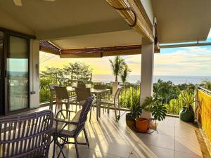 Balkón nebo terasa v ubytování Seaview Sunset Apartment 2