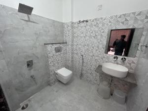 Koupelna v ubytování Hotel Simony Palace