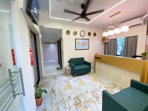 TV o dispositivi per l'intrattenimento presso Hotel RV Residency