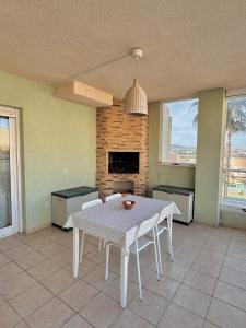 Imagen de la galería de Cala AZUL Gran Terraza con BBQ, en Cabo de Palos