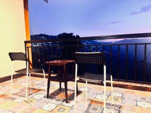 Balkón nebo terasa v ubytování Asraya Homestay