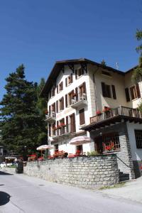 Zgradba, v kateri se nahaja hotel