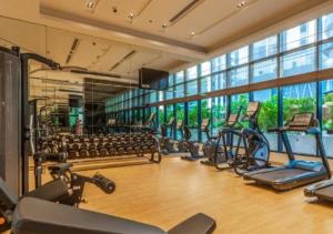 Fitness centrum a/nebo fitness zařízení v ubytování Modern 1BR Apartment, High Floor, Near Dubai Mall
